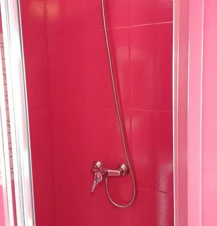 Pensión The Bridge Zaragoza